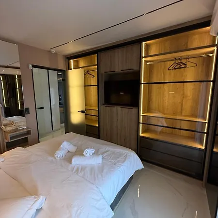 Skyline Luxury Apartamento Kateríni